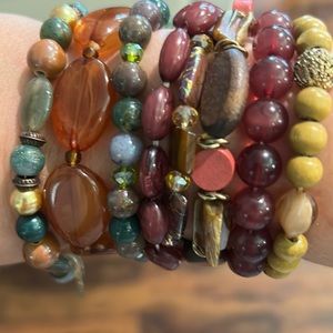 8 costume jewelry stretch bracelets